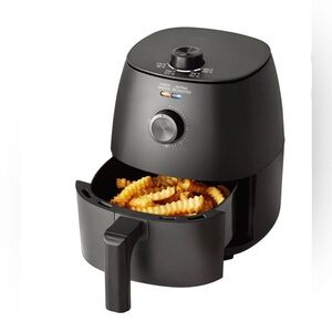 MAINSTAYS 2.2 QUART COMPACT AIR FRYER